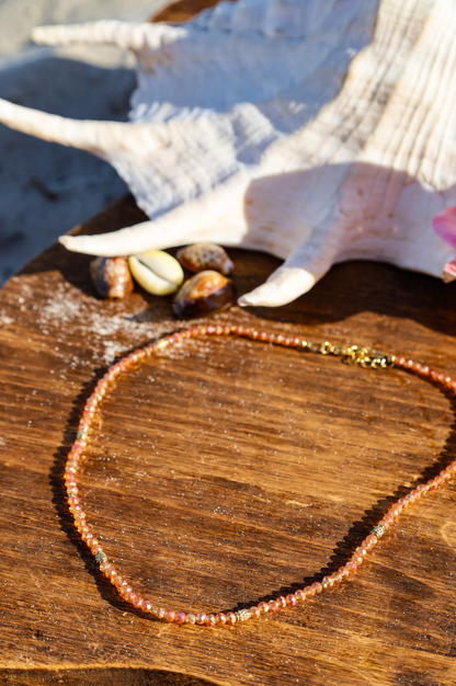 Collier Mahana gold