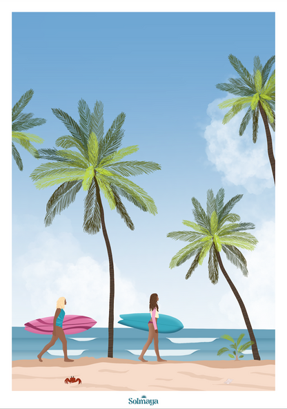 Affiche représentant une femme blonde et une autre brune sur une plage avec des planches de surf.