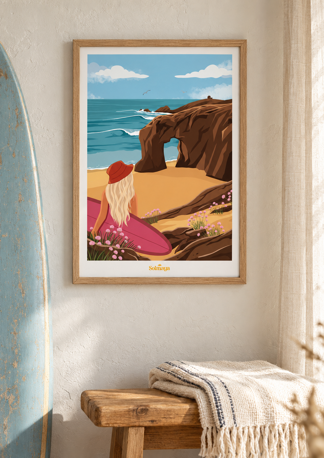 affiche surf blonde devant l'arche
