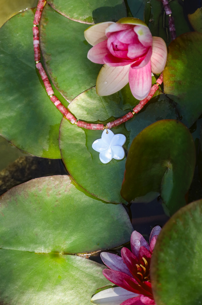 Perles Heishi roses et fleur de nacre