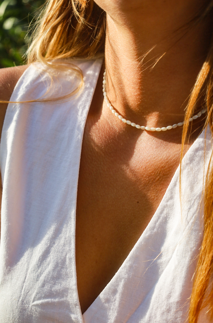 Collier en petites perles de nacre