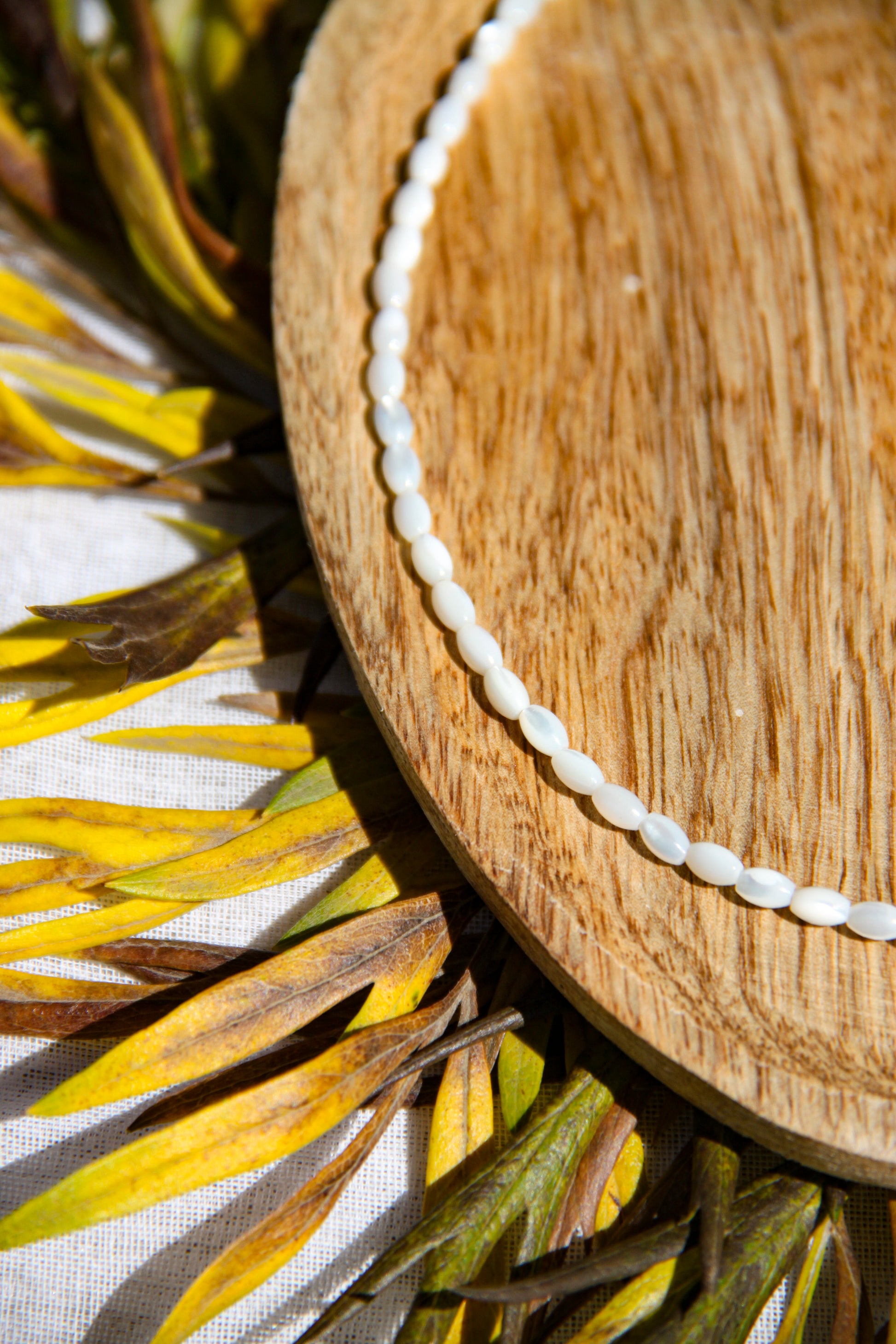 Collier en petites perles de nacre