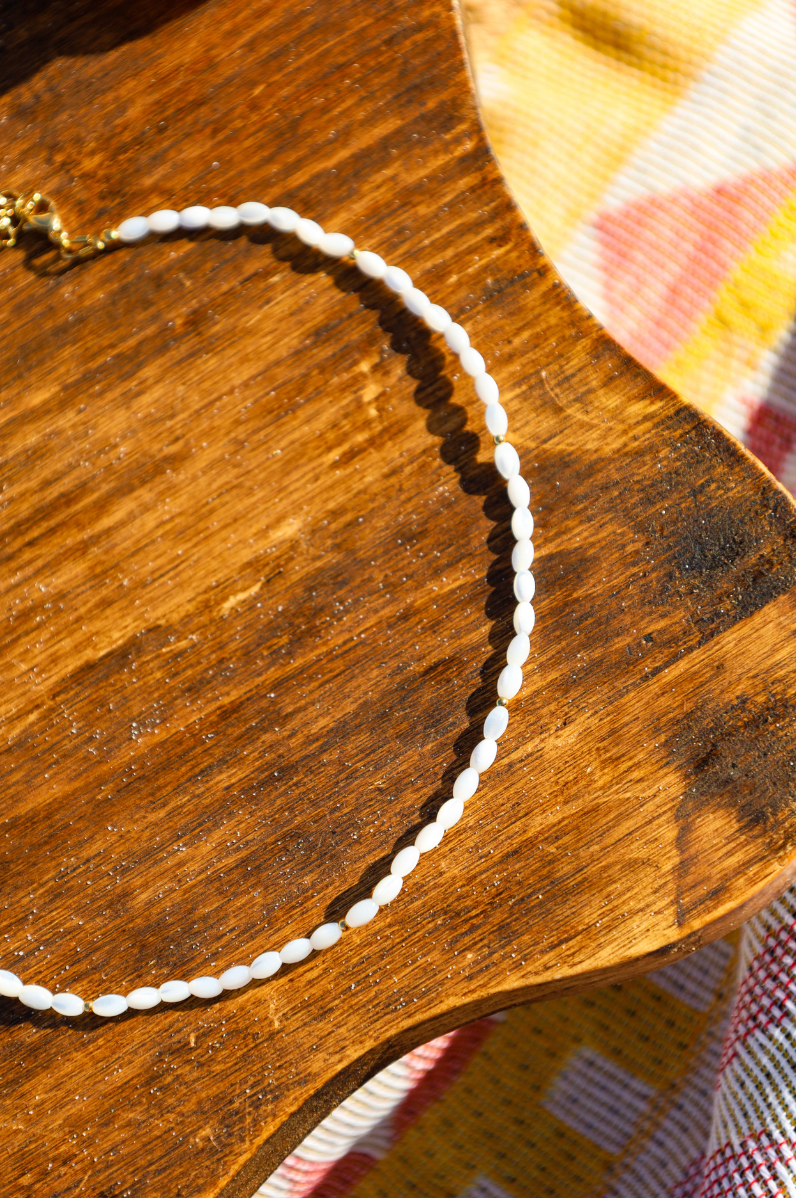 Collier en nacre et perles acier inox